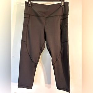 Zyia Leggings w/Pockets. Black. Size 12. Capri length.
